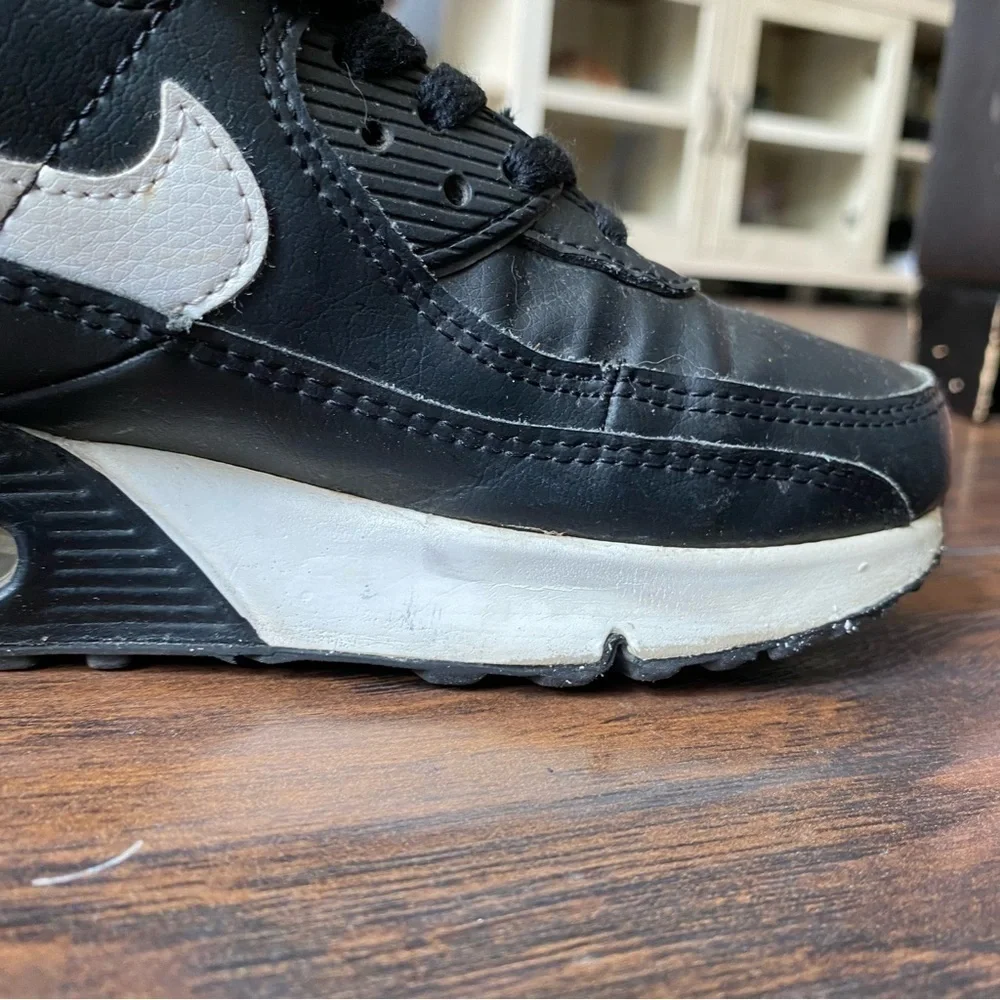 Nike, Kids, Air Max 90 LTR, Black Size 4Y